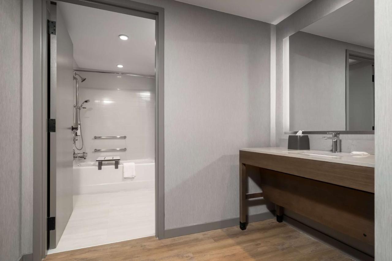 Hyatt Place Gainesville Downtown Екстериор снимка